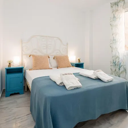 Apartment C17 Lovely 2 Bdr Malaga