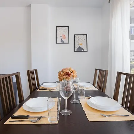 Apartment C17 Lovely 2 Bdr